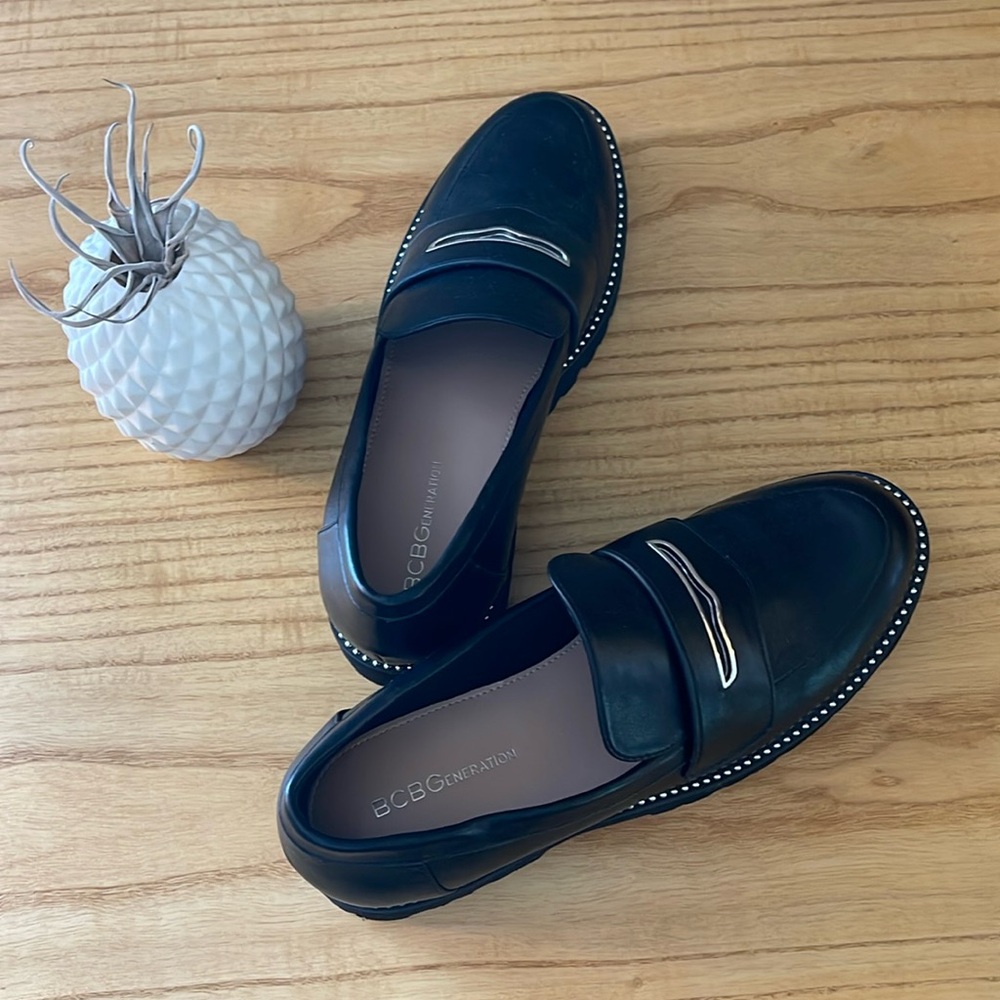 Like New BCBGeneration Tarly Lug Sole Loafer - Size 9